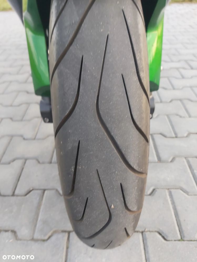 Kawasaki Ninja H2 SX - 18