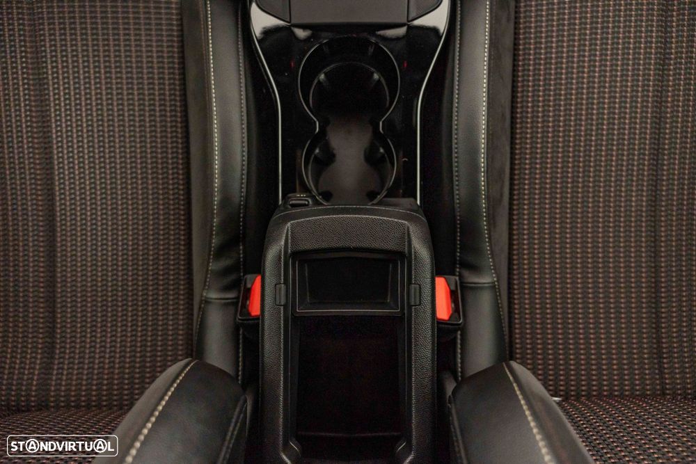 DS DS3 Crossback E-Tense Performance Line - 33