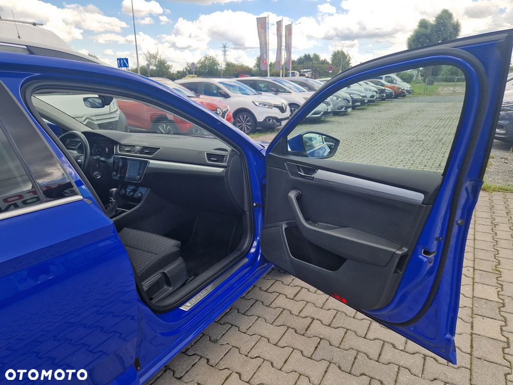 Skoda Superb 2.0 TDI SCR Active DSG - 34