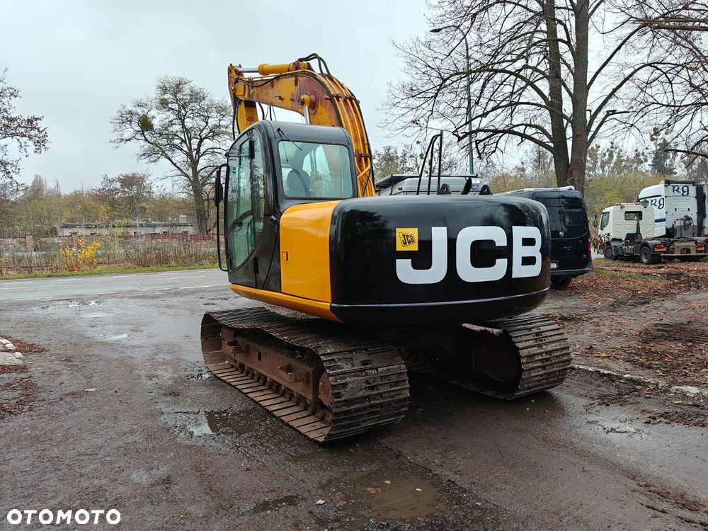 JCB JS130 - 6