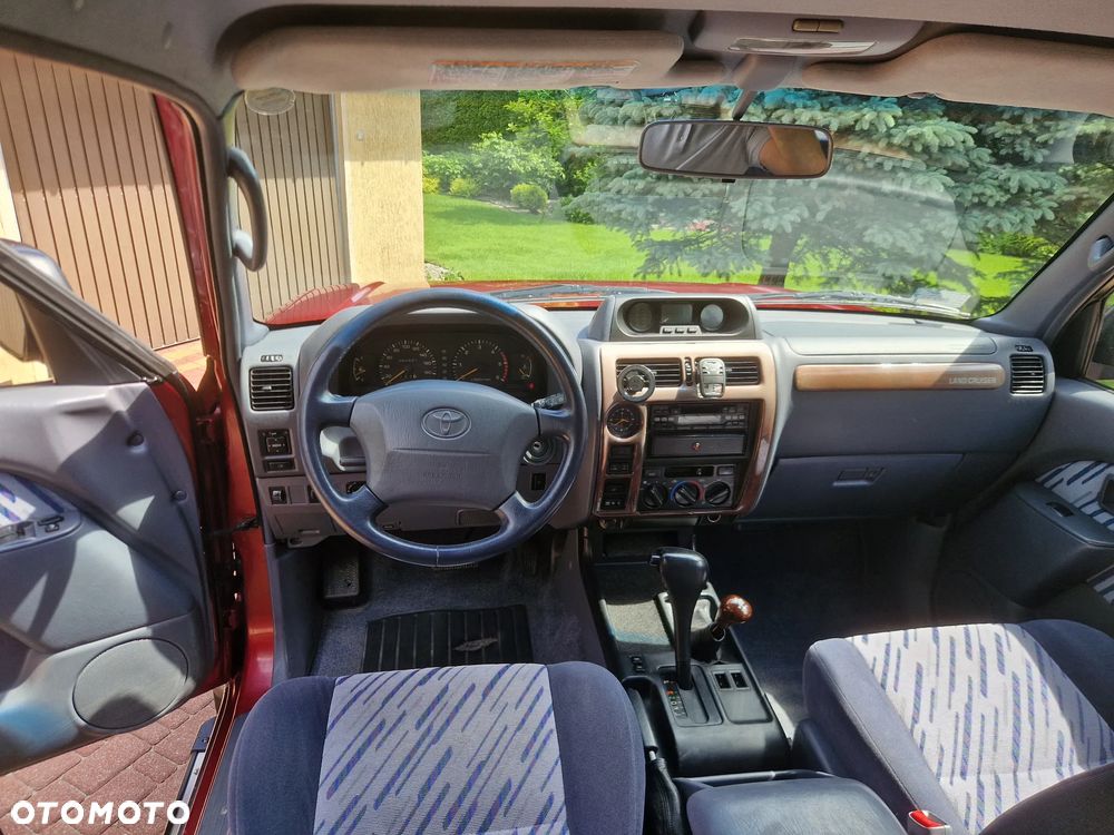 Toyota Land Cruiser - 8