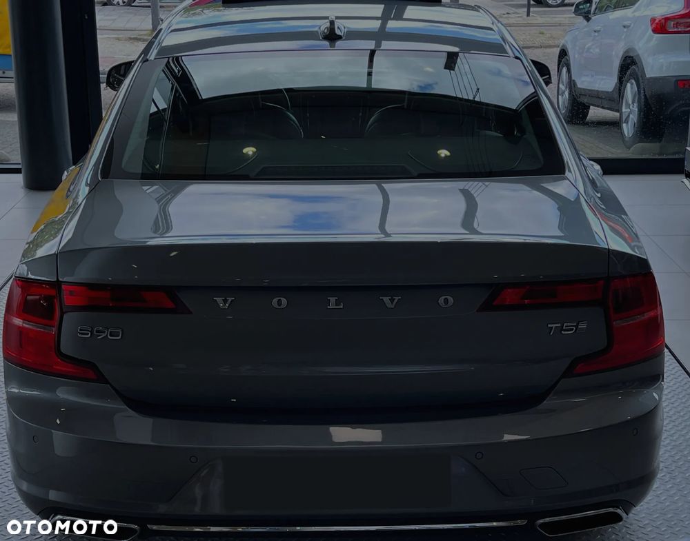 Volvo S90 - 5