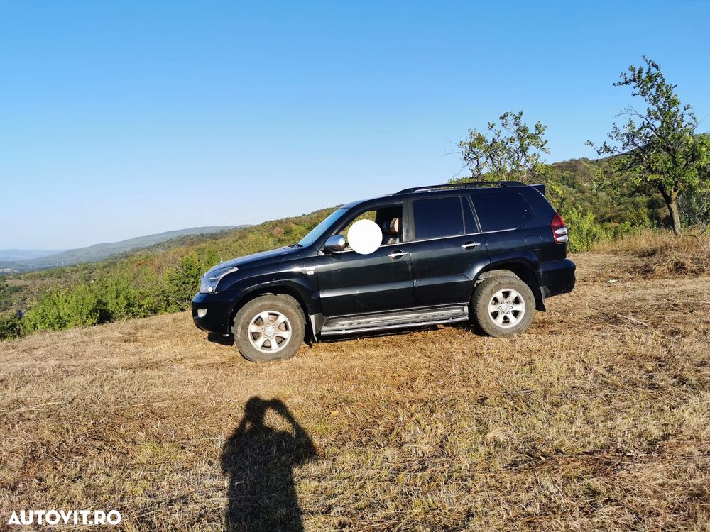 Toyota Land Cruiser - 13