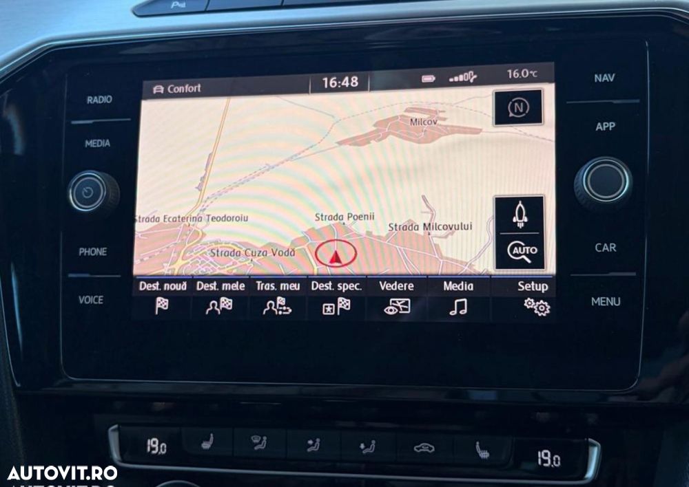 Volkswagen Passat - 10