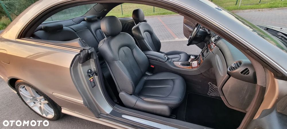 Mercedes-Benz CLK Coupe 500 Avantgarde - 17