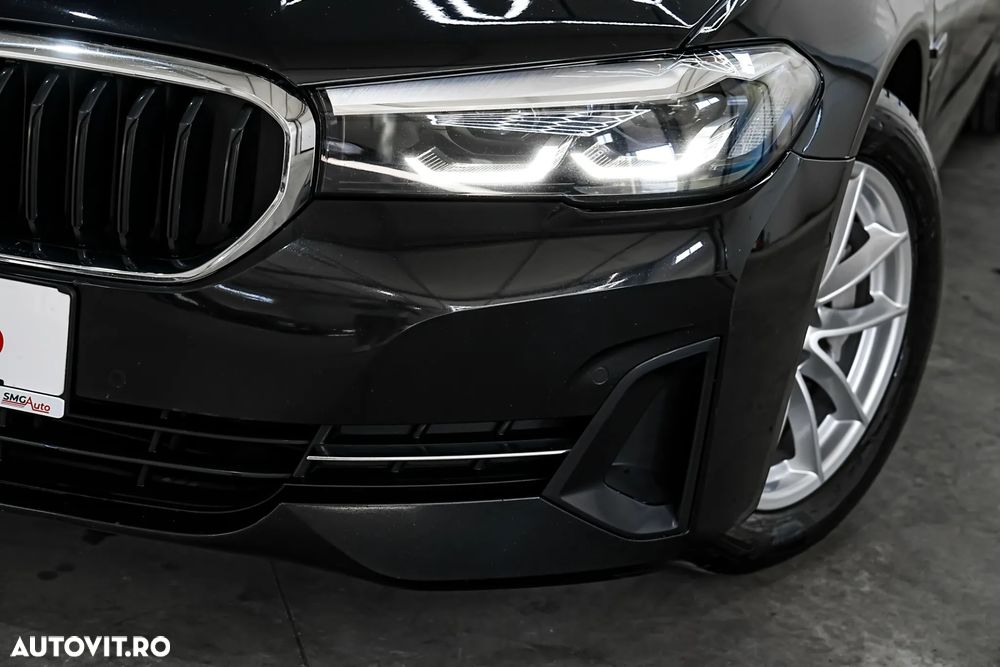 BMW Seria 5 530e Aut. Luxury Line - 33