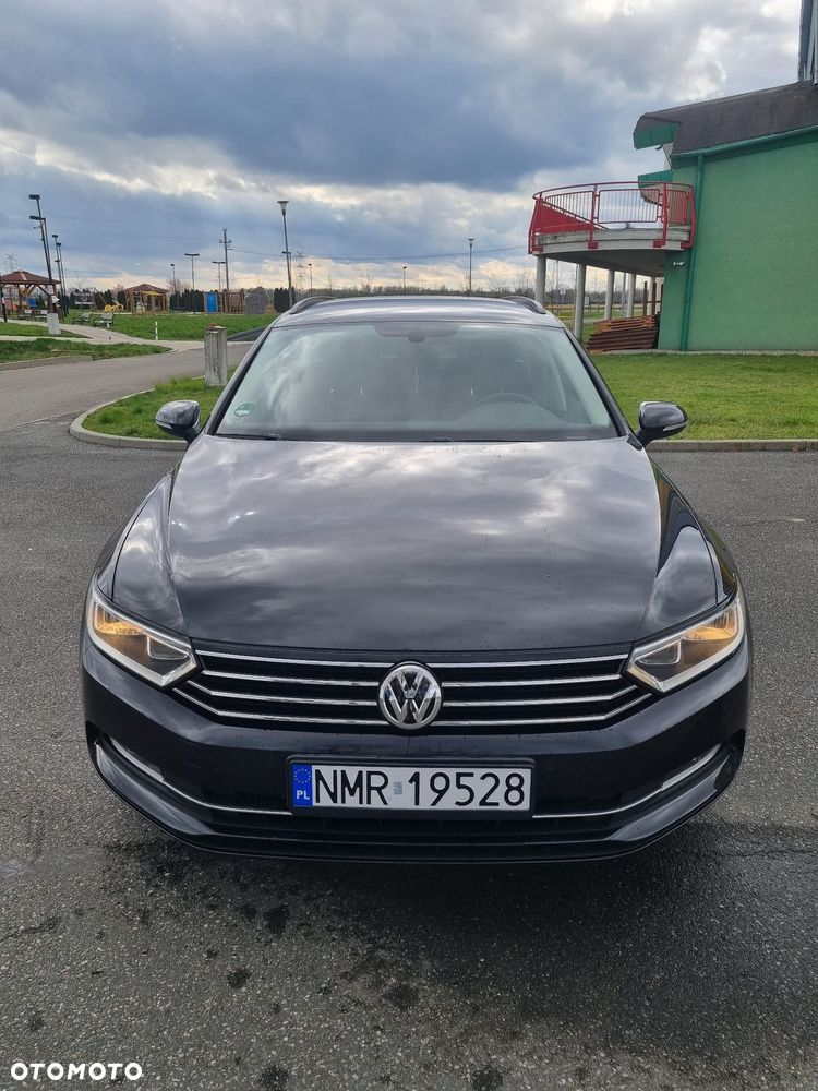 Volkswagen Passat Variant 2.0 TDI (BlueMotion Technology) Comfortline - 4