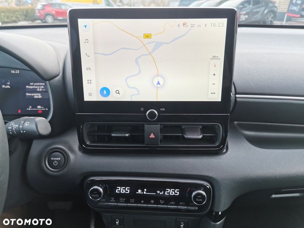 Toyota Yaris Hybrid 1.5 Executive - 26