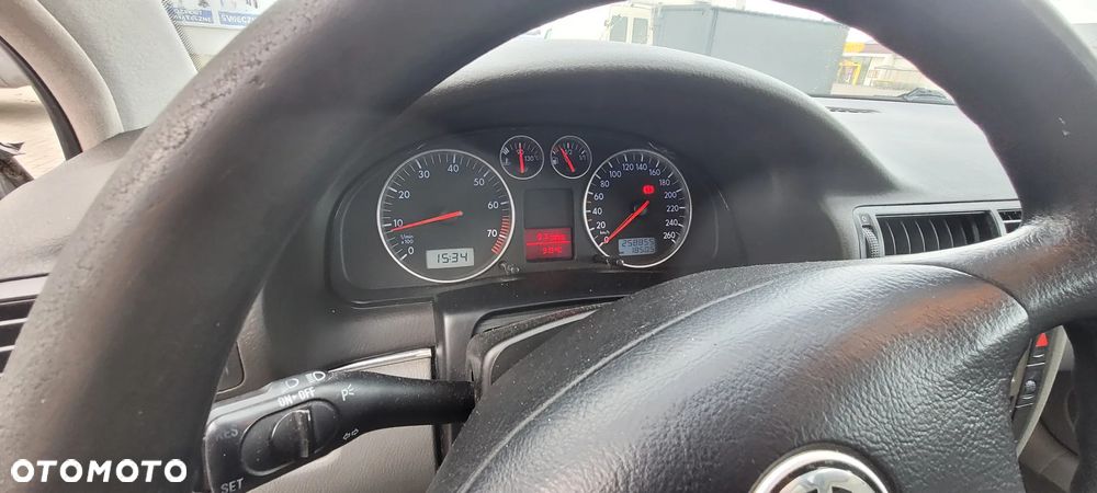 Volkswagen Passat Variant 1.8 - 12