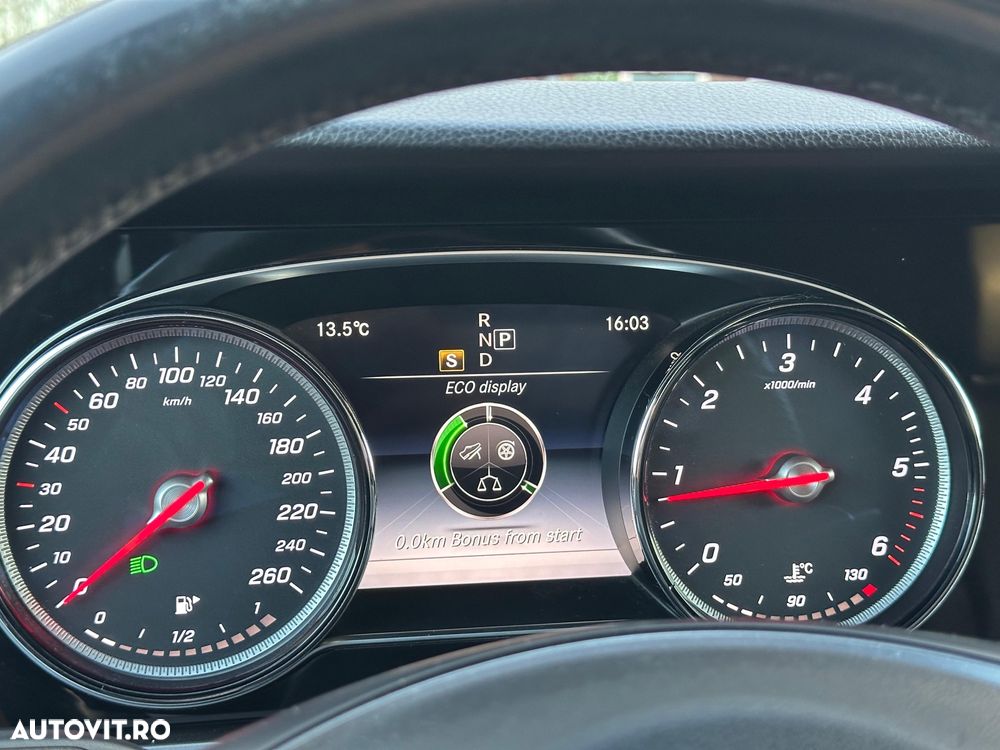 Mercedes-Benz E 200 d 9G-TRONIC - 36