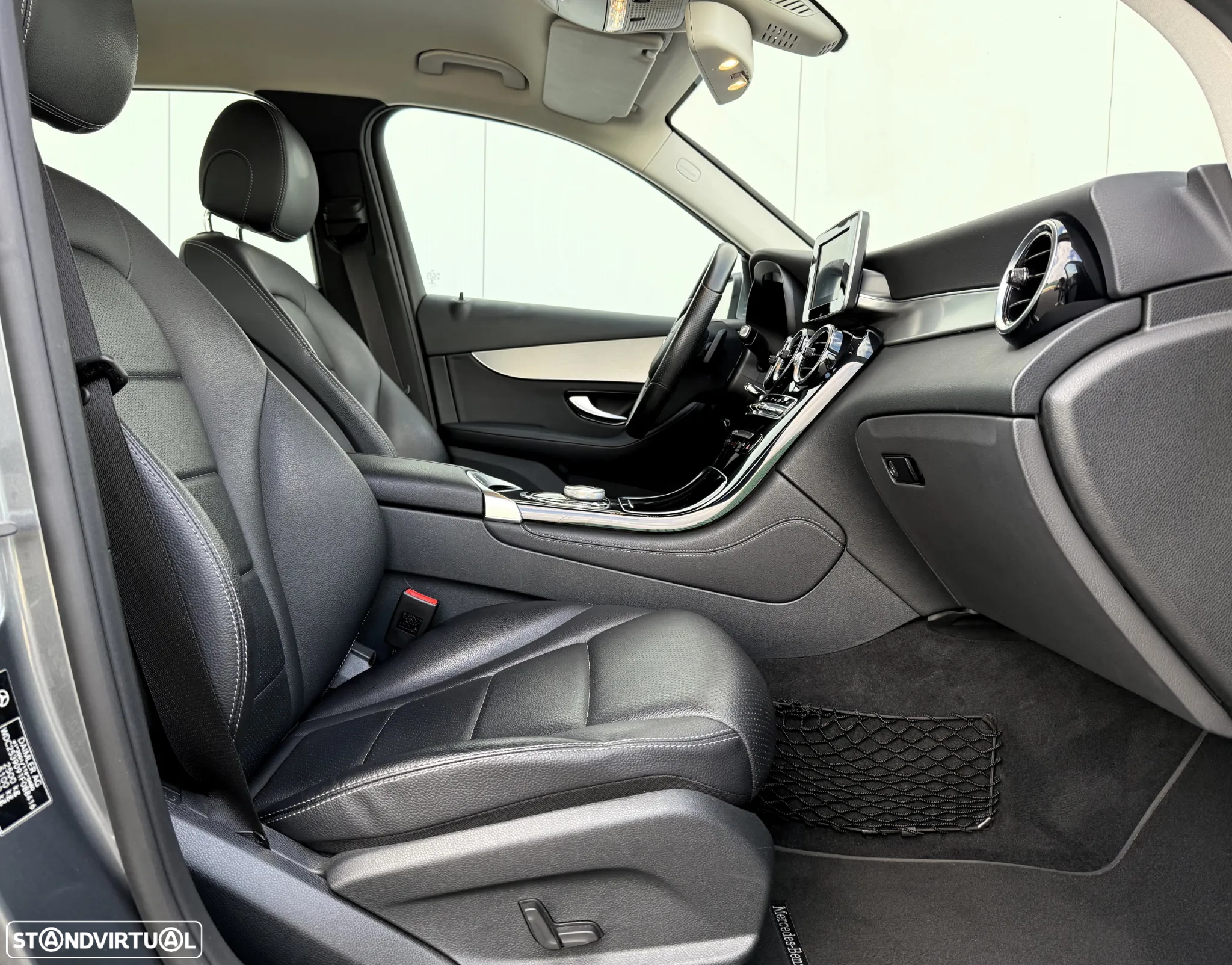 Mercedes-Benz GLC 250 d 4-Matic - 32