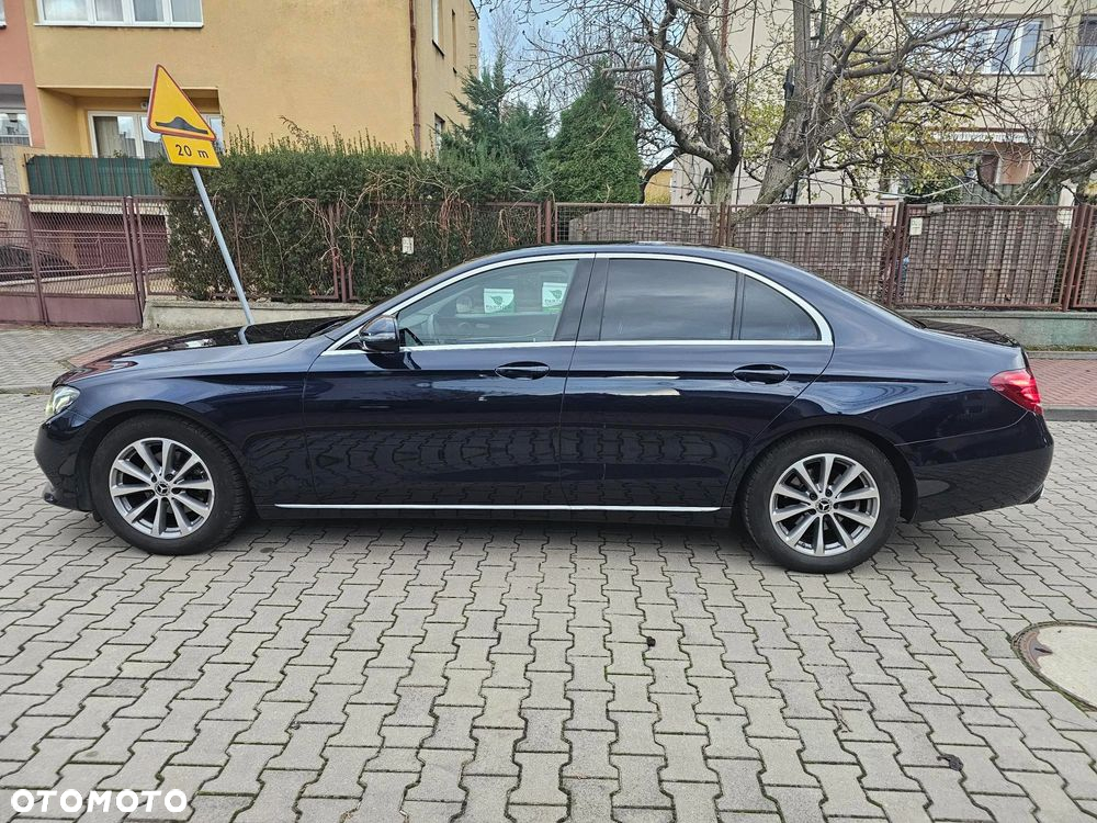 Mercedes-Benz Klasa E 220 d 9G-TRONIC - 8