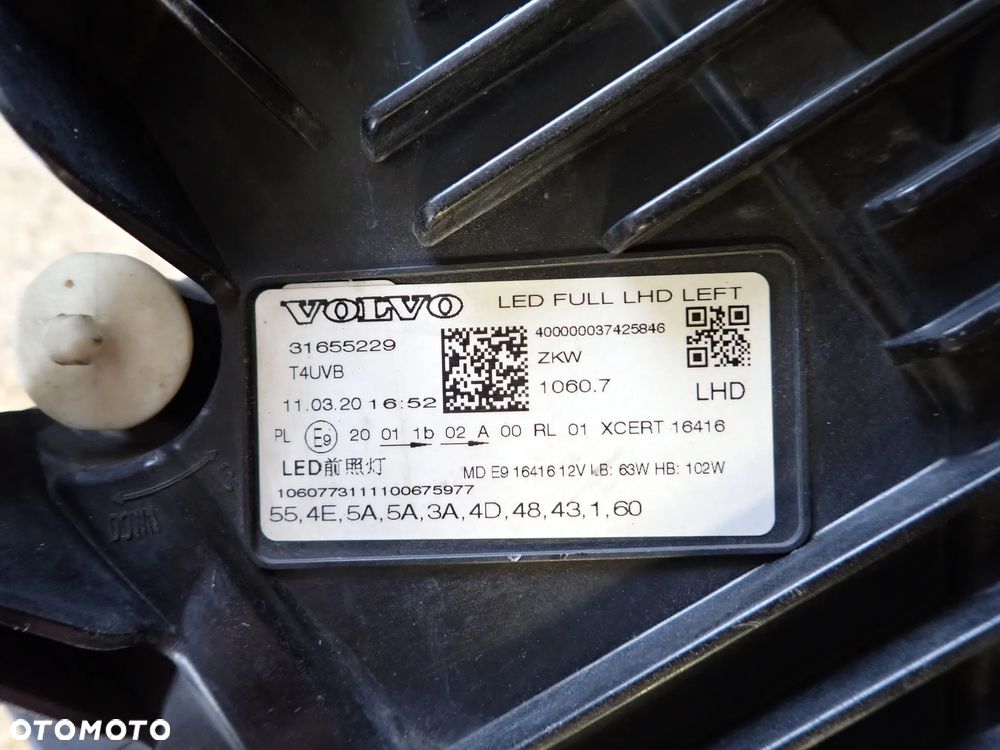 VOLVO XC60 II LAMPA LEWY PRZÓD LED - 5