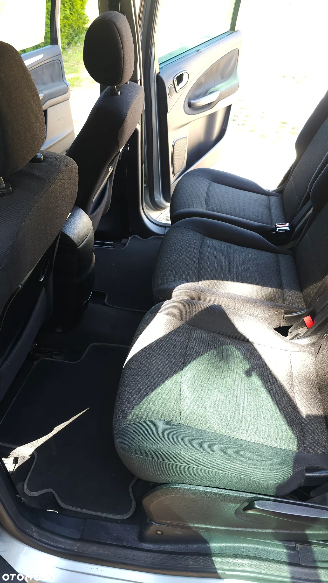 Ford S-Max 2.0 TDCi Trend - 17