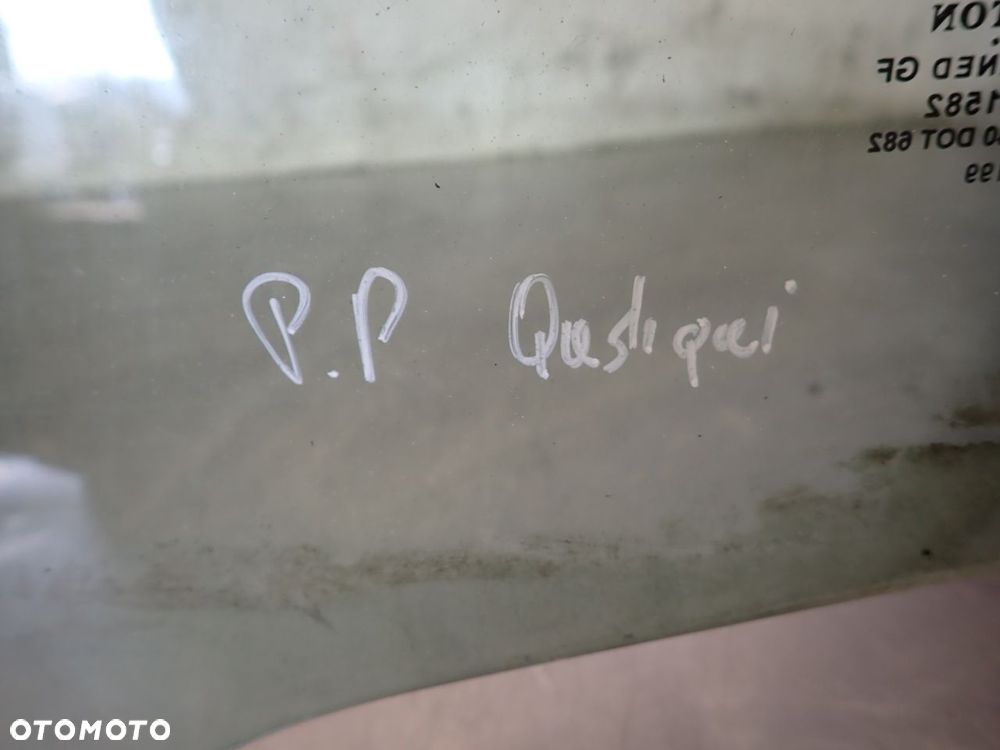 SZYBA BOCZNA PRAWA PRZEDNIA DRZWI NISSAN QASHQAI I 2.0 - 3