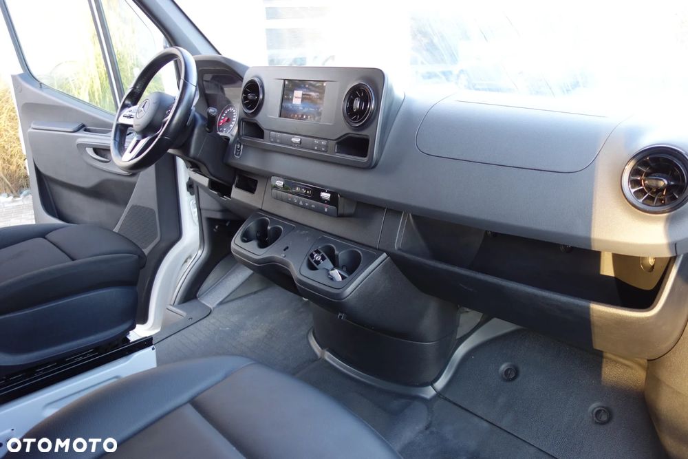 Mercedes-Benz Sprinter 319 CDI 3.0 V6 Automat Rama Doka Klima Webasto - 22