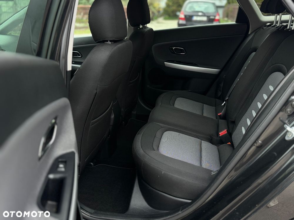 Kia Ceed 1.6 GDI ISG Spirit - 12