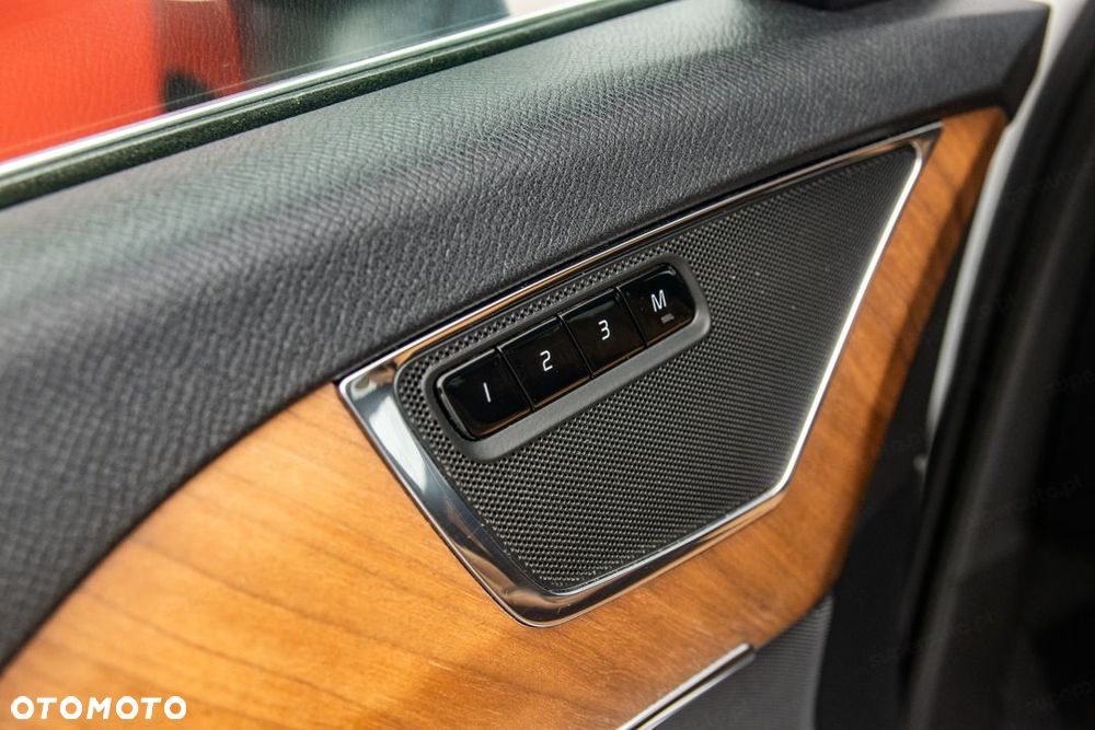 Volvo XC 90 - 11