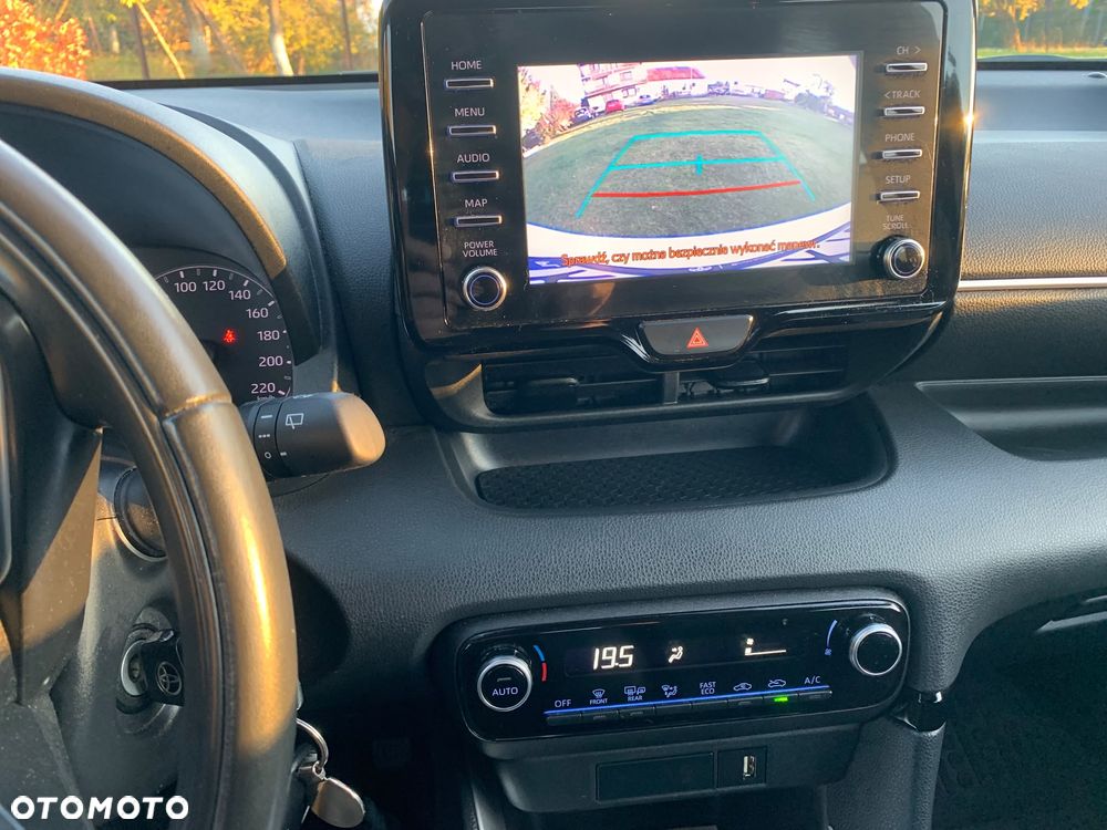 Toyota Yaris - 31