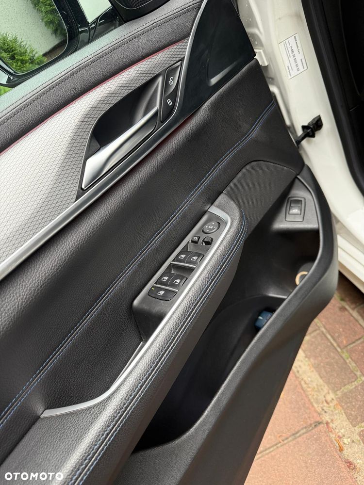 BMW 6GT 630i M Sport - 14