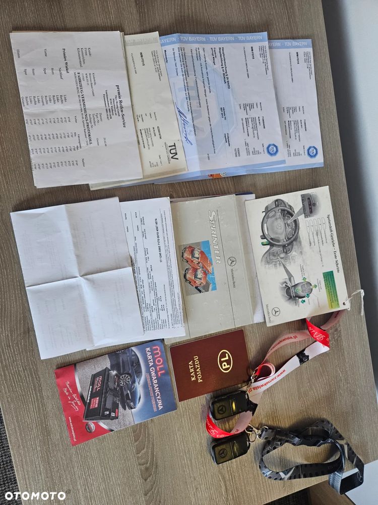 Mercedes-Benz Sprinter - 13