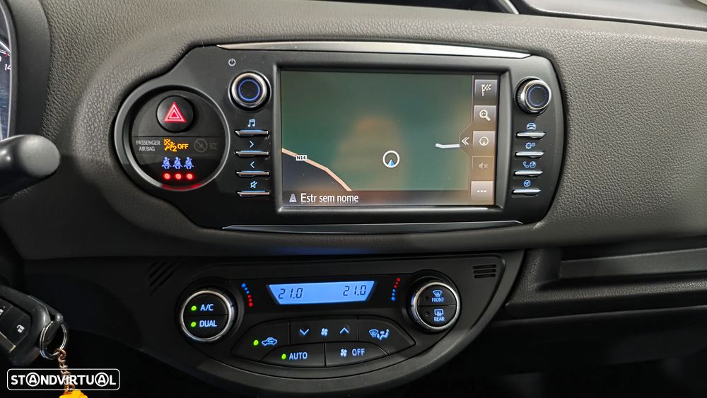 Toyota Yaris 1.5 HSD Sport +P.Techno+P.Luxury - 15