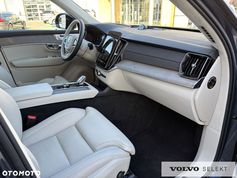 Volvo XC 90 - 12