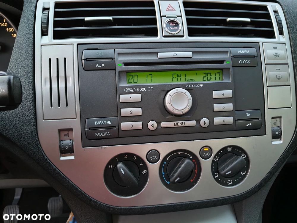 Ford Kuga 2.0 TDCi 2x4 Individual - 8