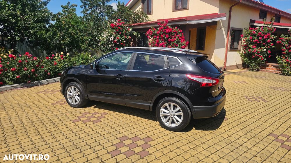 Nissan Qashqai 1.5 DCI Start/Stop Tekna - 4