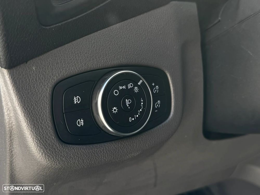 Ford Transit Connect Active FULL EXTRAS - 19