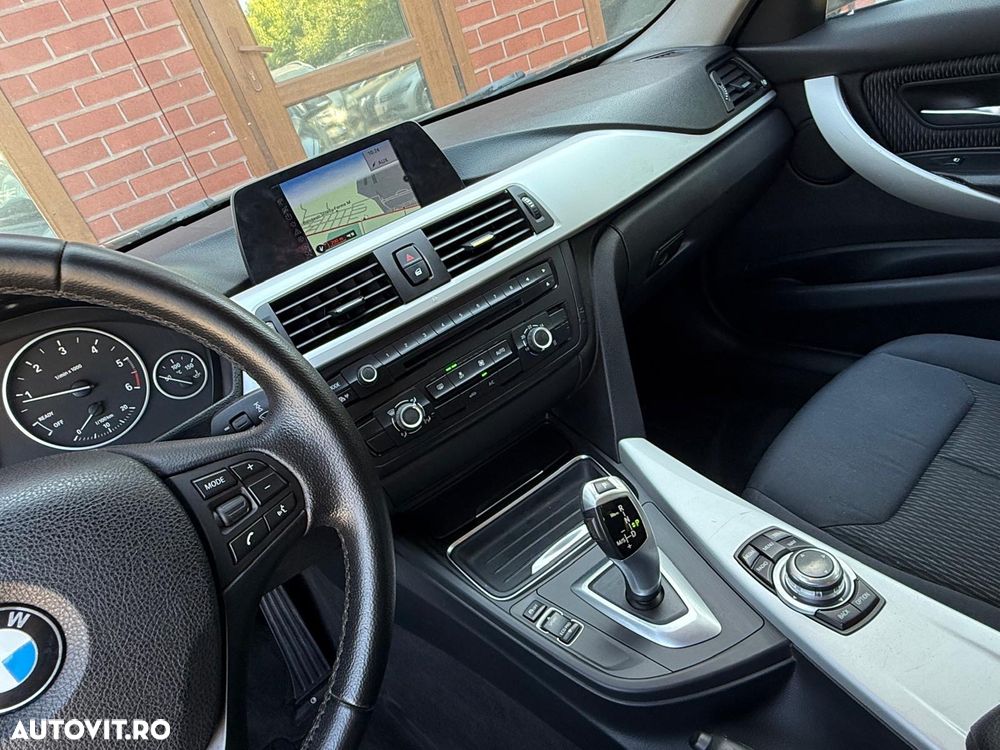 BMW Seria 3 - 24