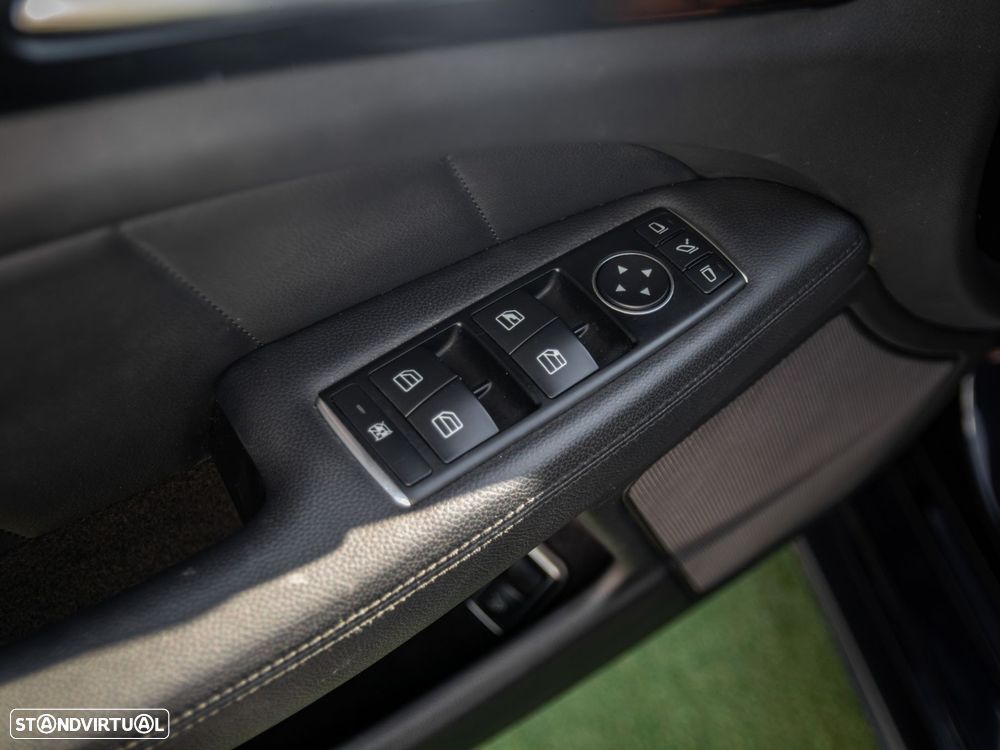 Mercedes-Benz CLS 250 BlueTEC Shooting Brake - 32