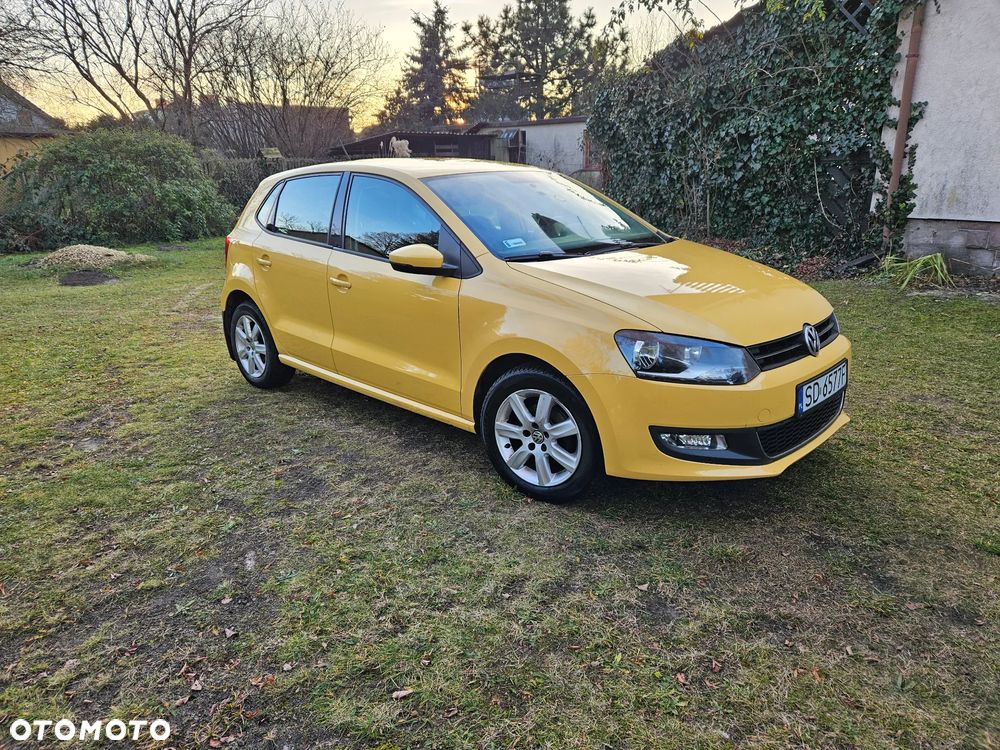 Volkswagen Polo 1.4 16V Highline - 1