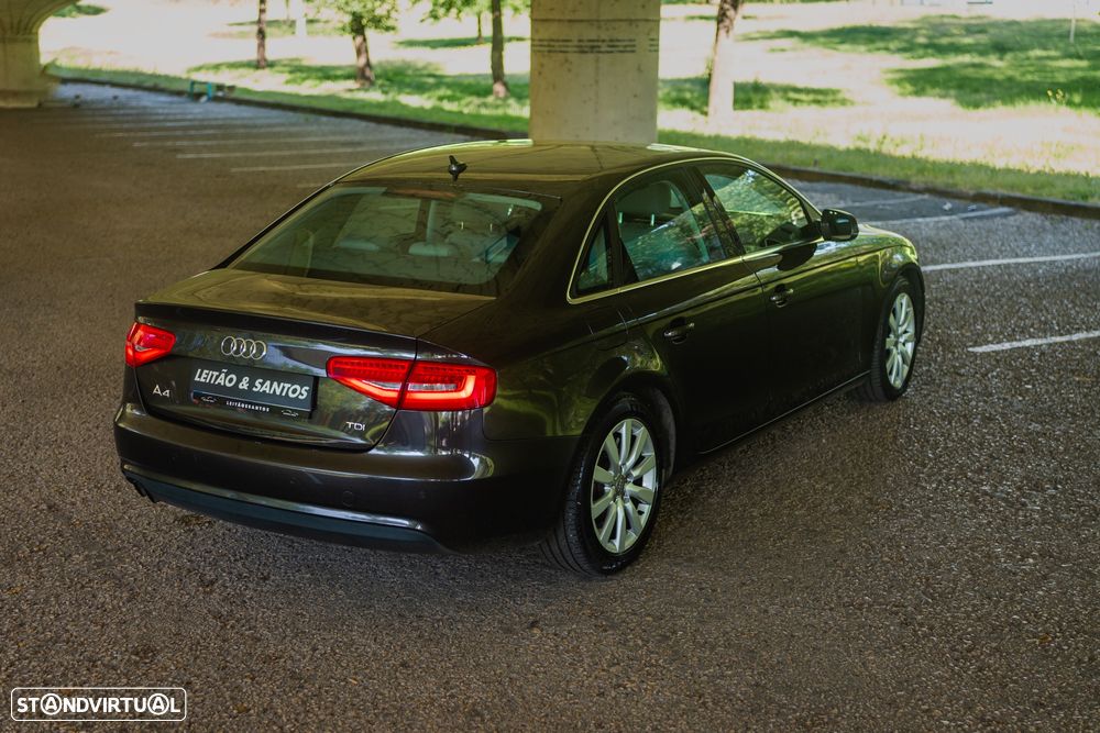 Audi A4 2.0 TDI multitronic Business Line Sport - 58