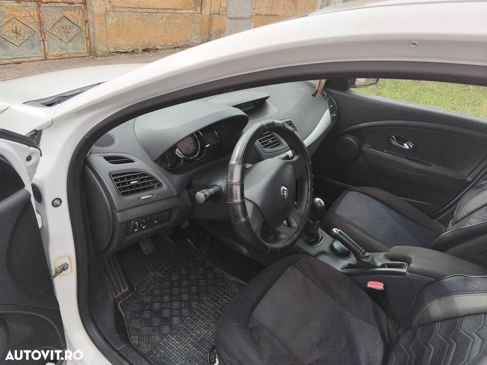 Renault Megane 1.6 Pro - 5
