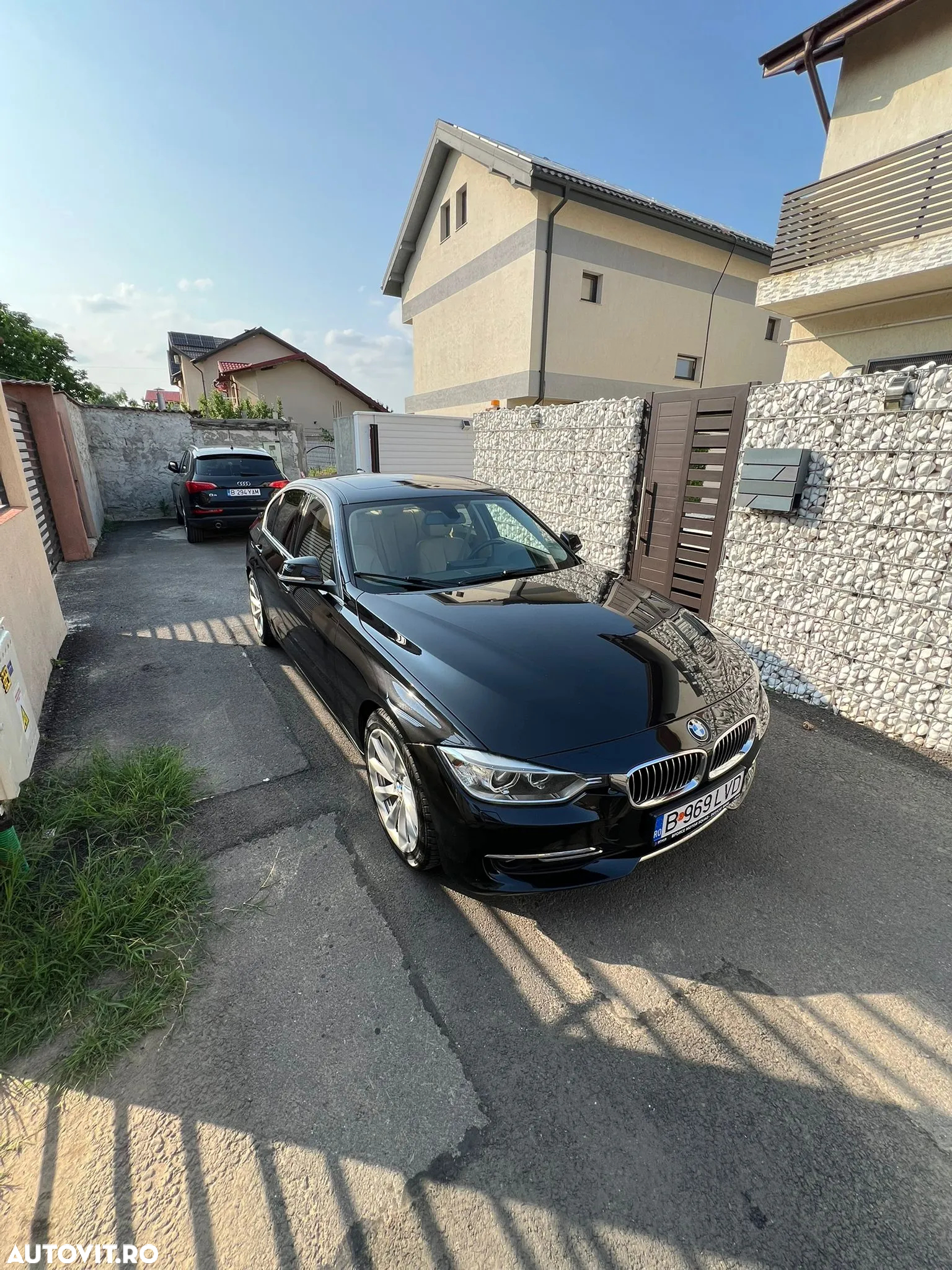 BMW Seria 3 - 32