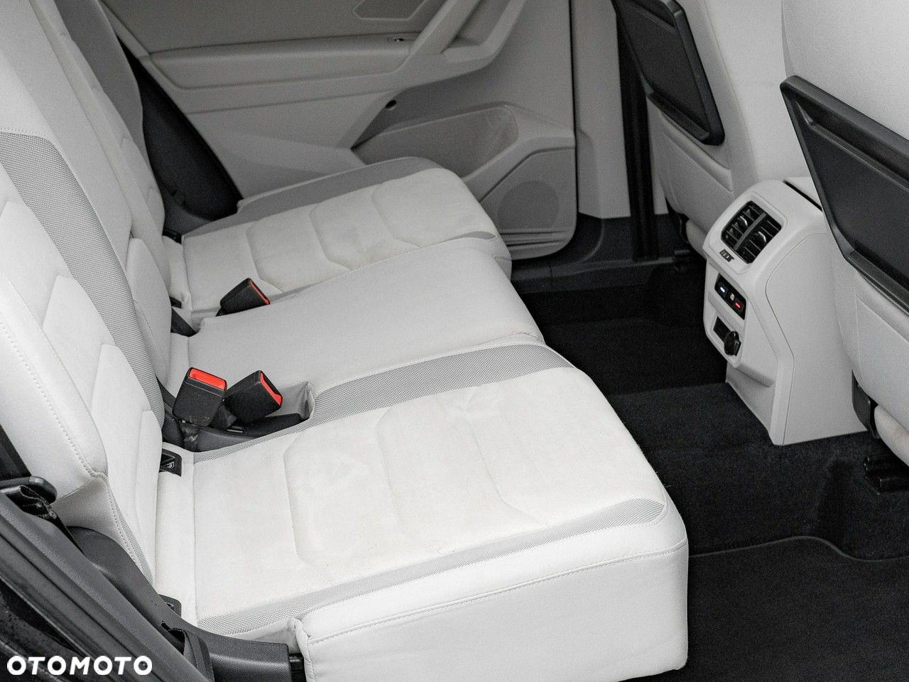 Volkswagen Tiguan Allspace 2.0 TDI 4Mot SCR Highline DSG - 31