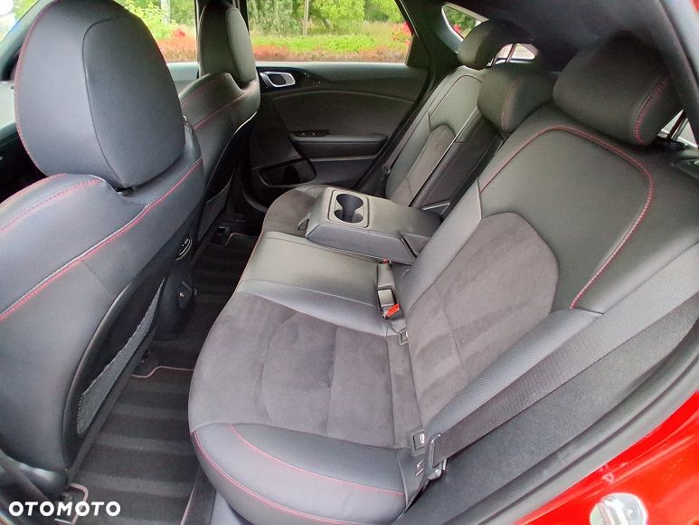 Kia ProCeed 1.6 T-GDI DCT7 OPF GT - 12