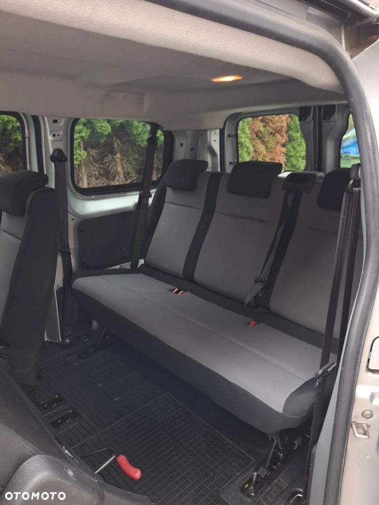 Peugeot Expert Kombi Standard 2,8t - 8