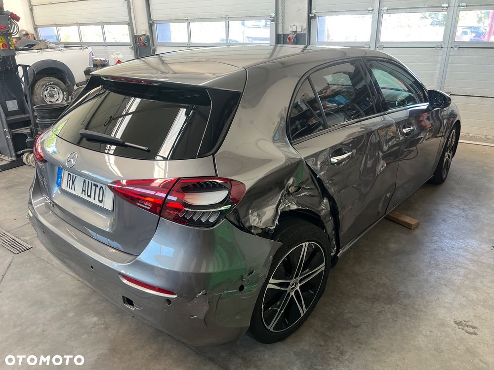 Mercedes-Benz Klasa A 200 d 8G-DCT Special Edition - 13