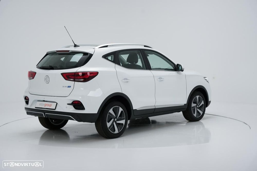 MG ZS EV 72.6 kWh Luxury - 3