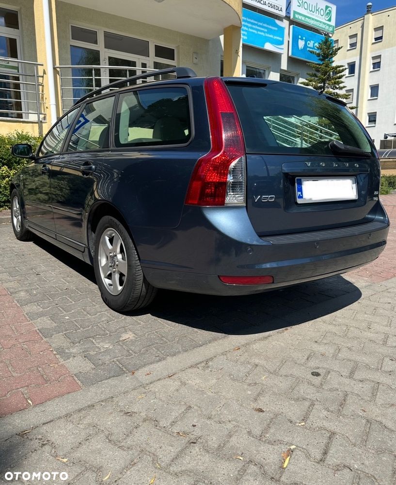 Volvo V50 1.6D DRIVe Momentum - 4