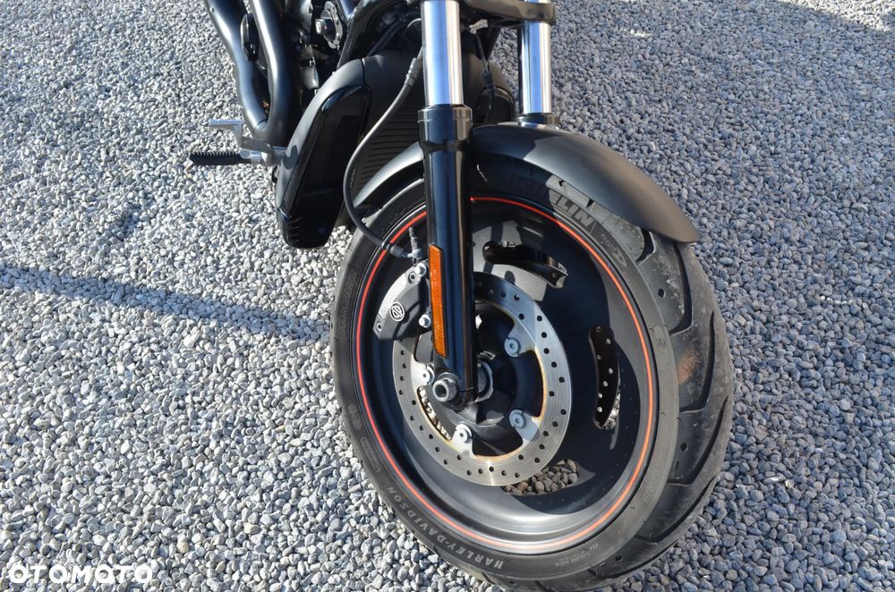 Harley-Davidson V-Rod Night Rod - 8