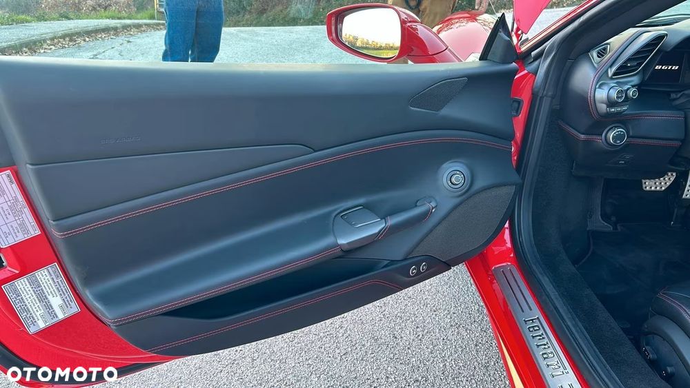 Ferrari 488 - 6