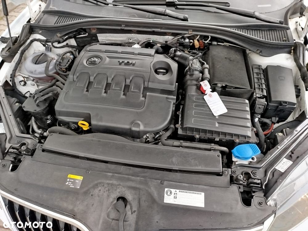 Skoda Superb 2.0 TDI DSG Ambition - 3