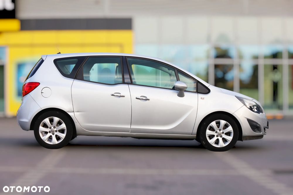 Opel Meriva 1.4 T Cosmo - 4