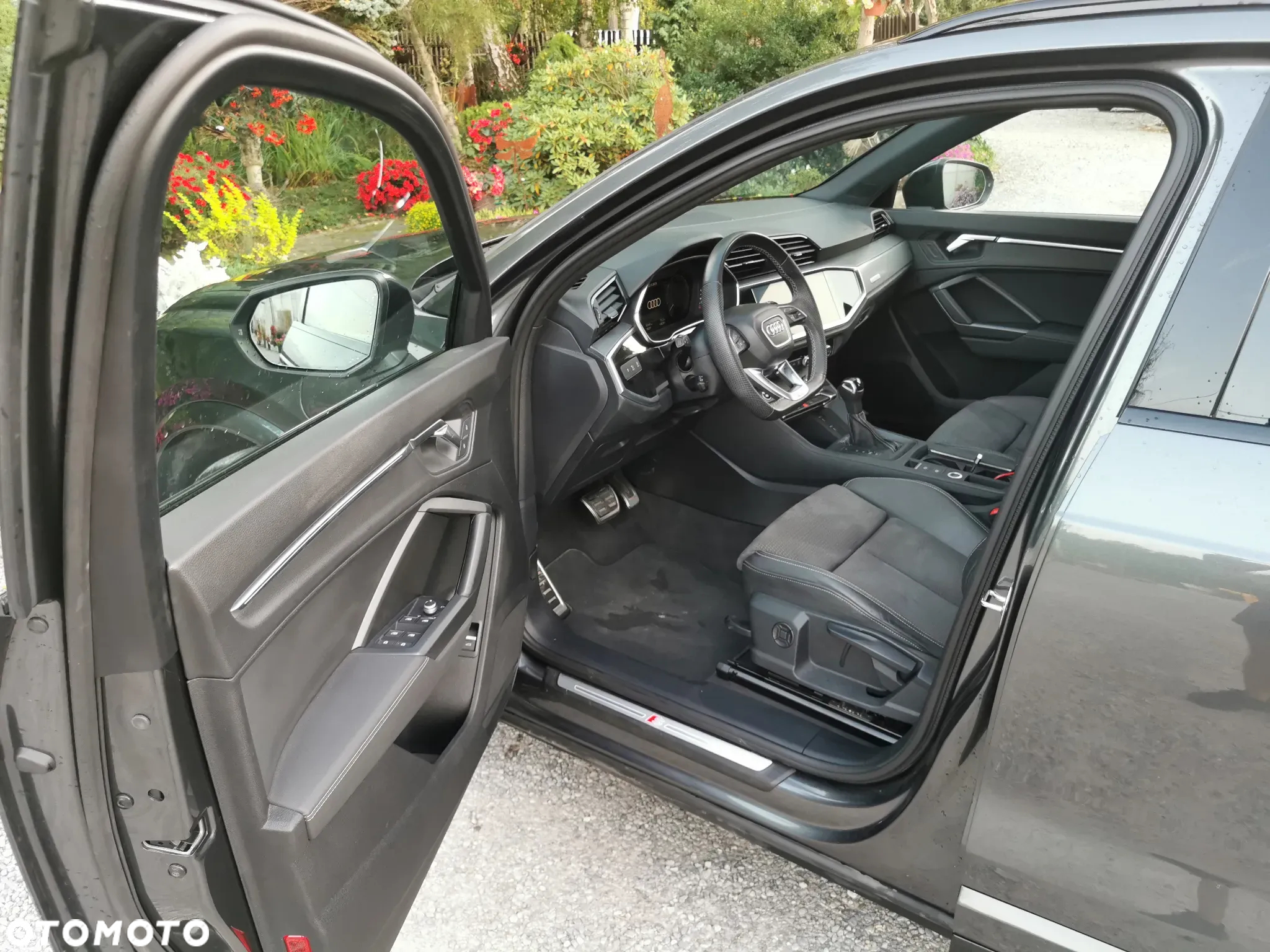 Audi Q3 45 TFSI e S Line S tronic - 28