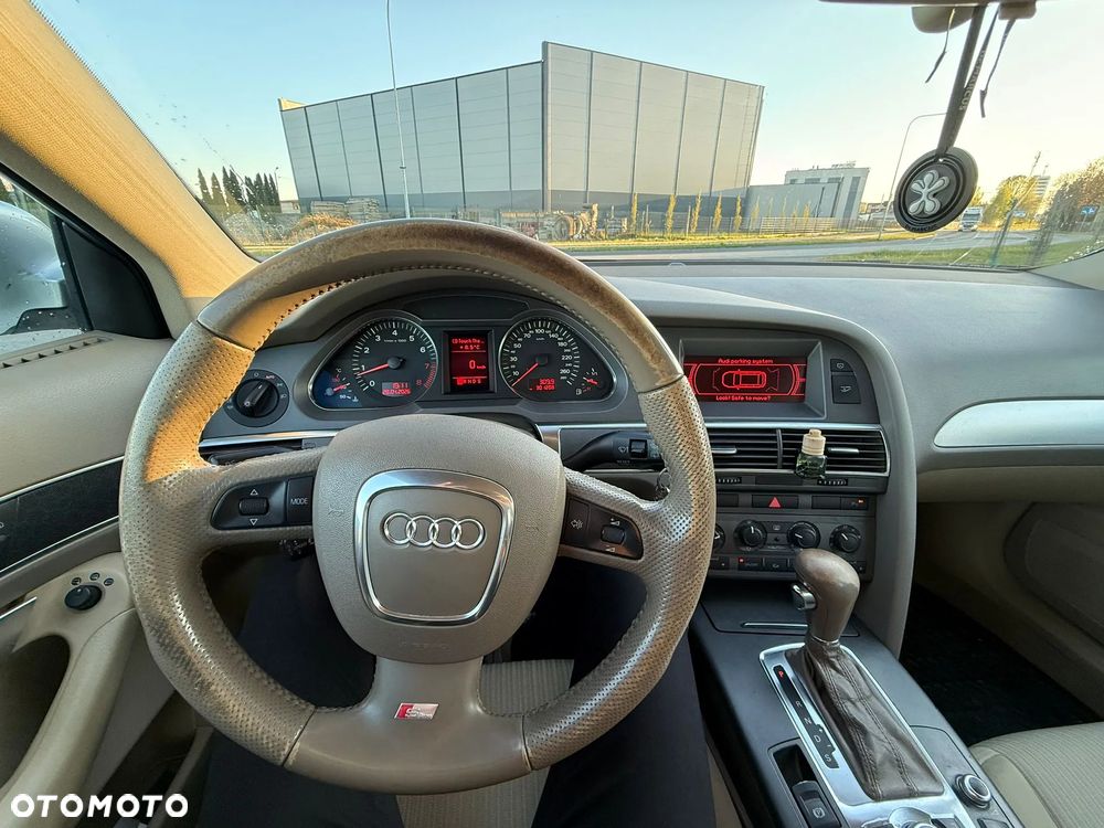 Audi A6 Avant 2.4 multitronic - 12
