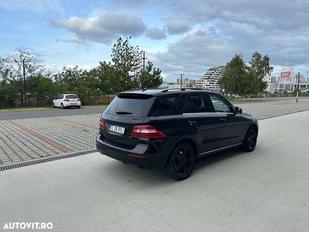 Mercedes-Benz ML 350 BlueTec 4MATIC Aut - 7