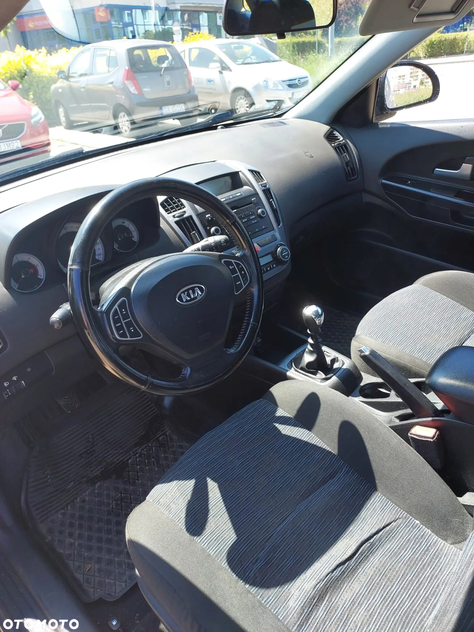Kia Ceed - 9